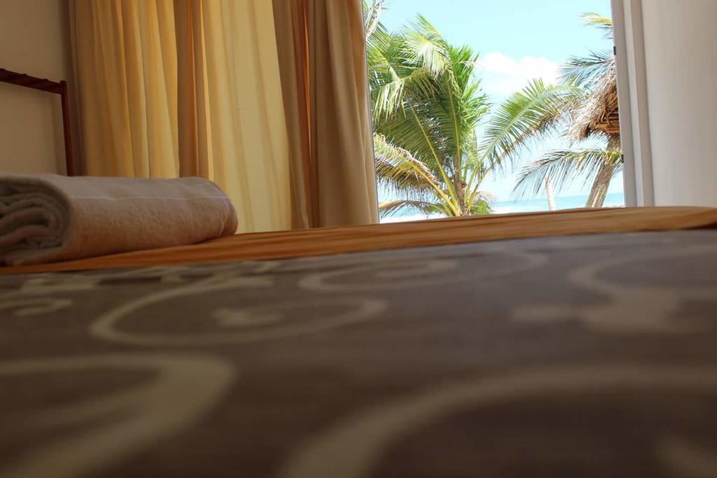 The Den Guest House Хіккадува Екстер'єр фото